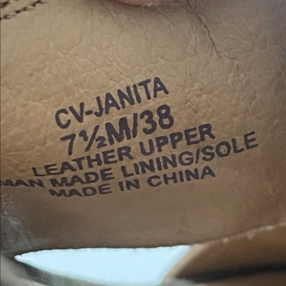 CROWN VINTAGE Olive Green Suede
Platform Chunky block Heel Ankle Straps Sz 7.5 - Picture 9 of 15